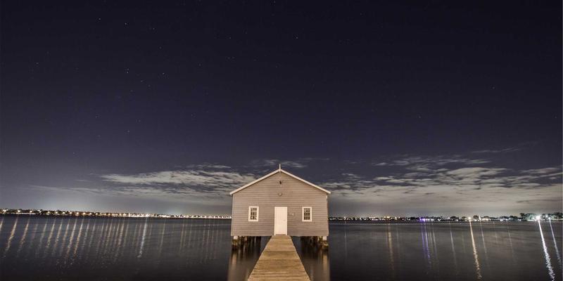 WWWSC99A与区块链融合：构建可信物联网数据溯源的实用工具与资源索引